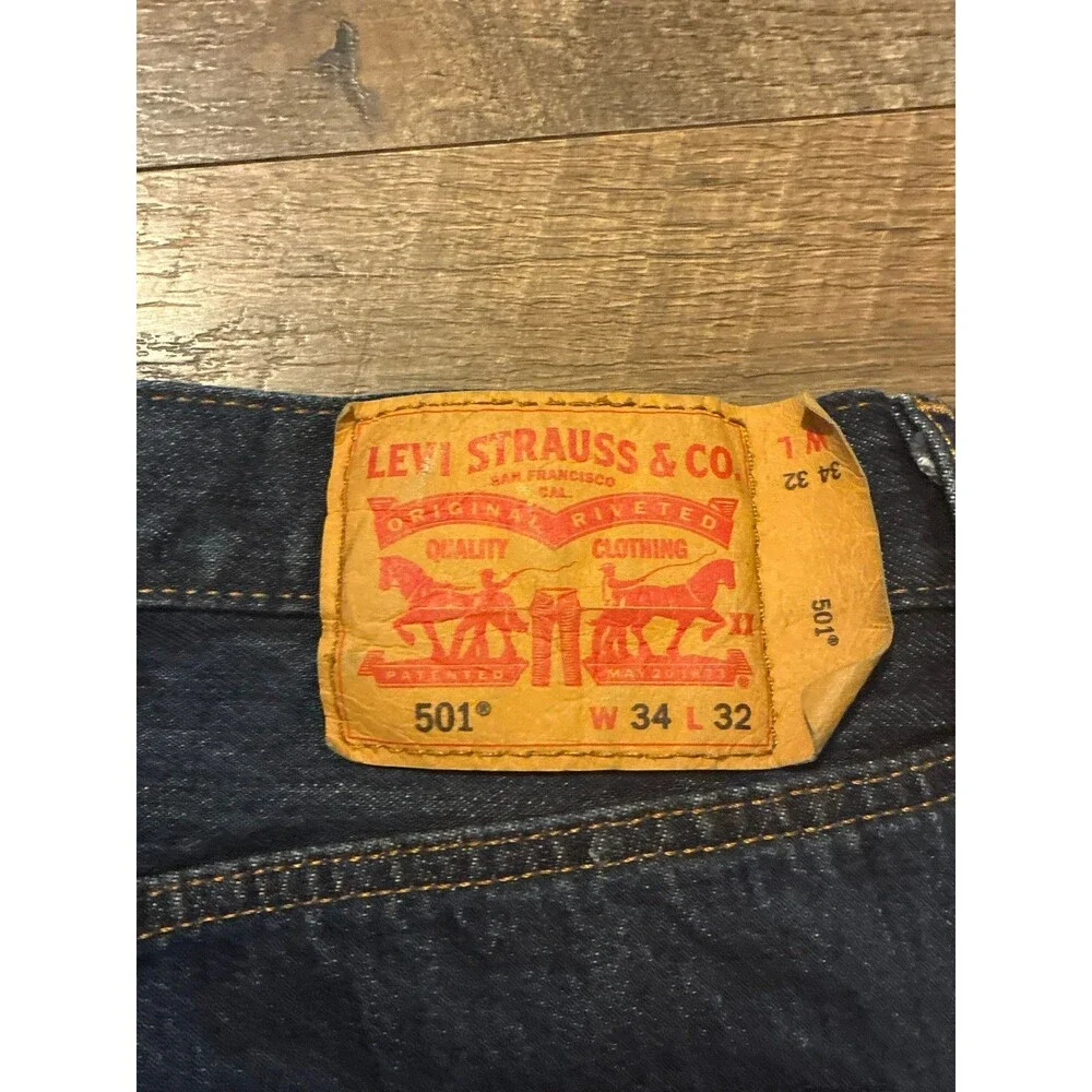 Levi's 501 Original Fit Button Fly Jeans Men's 34x32 Dark Wash Straight Leg Deni